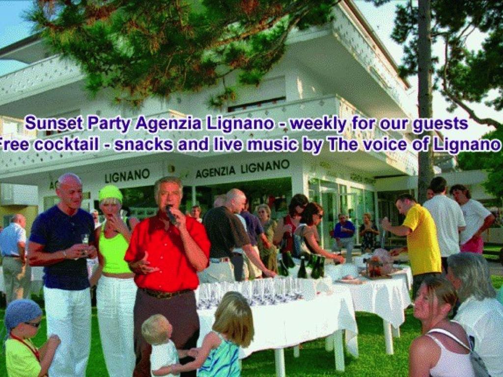 Lignano Riviera With Fireplace & Air Conditioning Lignano Sabbiadoro Buitenkant foto