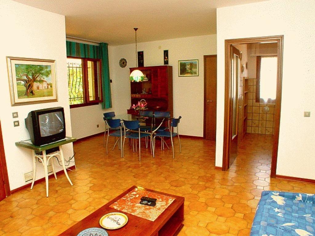Lignano Riviera With Fireplace & Air Conditioning Lignano Sabbiadoro Buitenkant foto